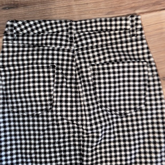 Ardene gingham skirt - Picture 2 of 3